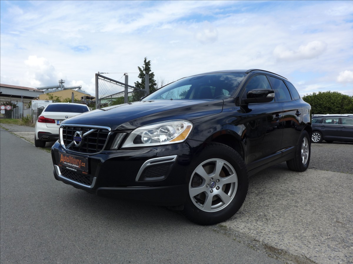 Volvo XC60 2,0 D  5ti válec, 1.MAJITEL