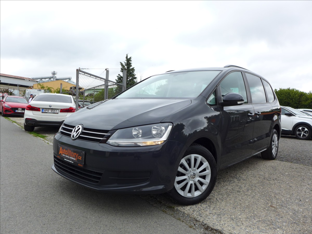Volkswagen Sharan 1,4 TSI  7 MÍST, TAŽNÉ, SERVIS