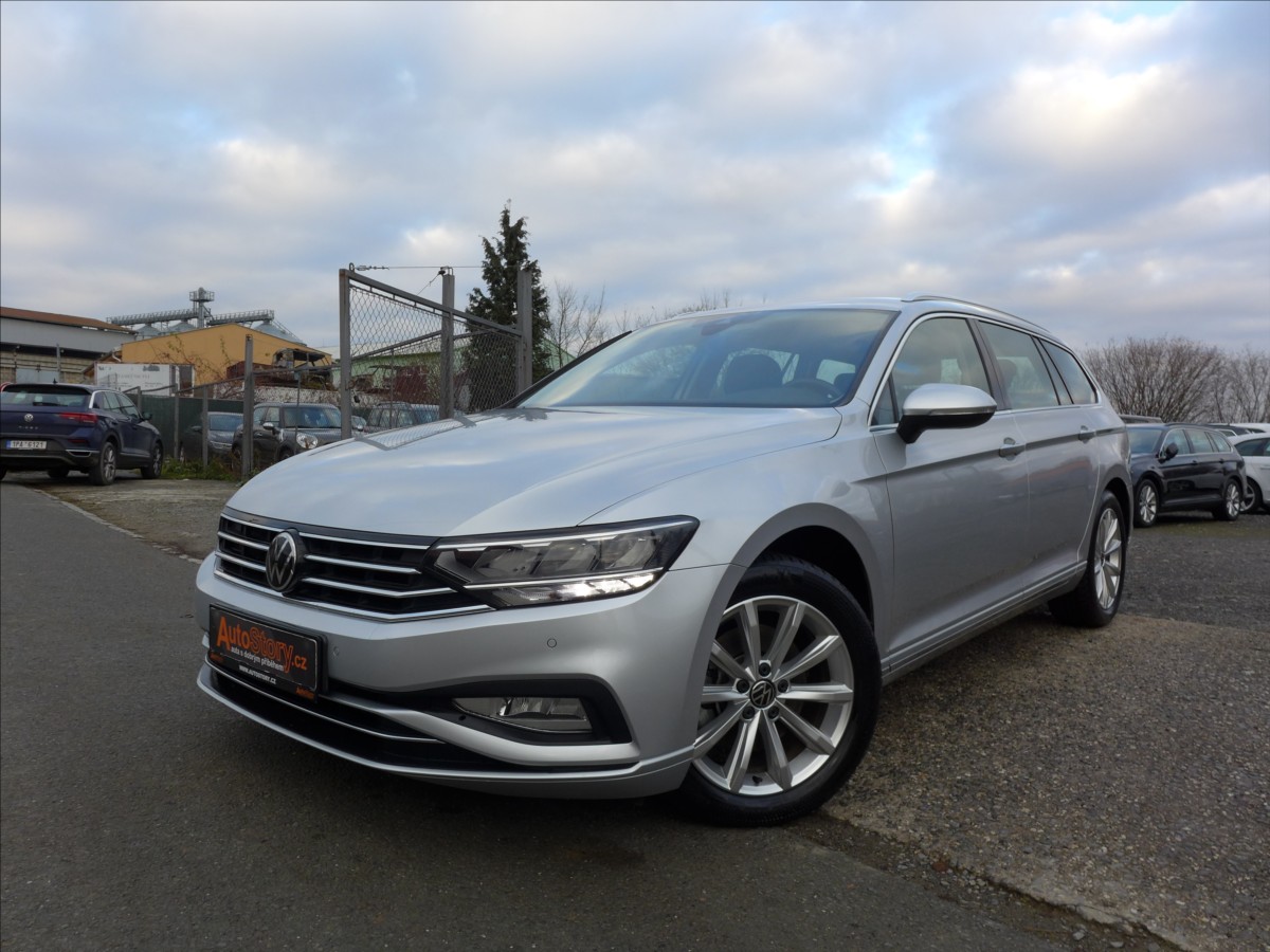 Volkswagen Passat 2,0 TDI  FULL LED NAVI APP DPH