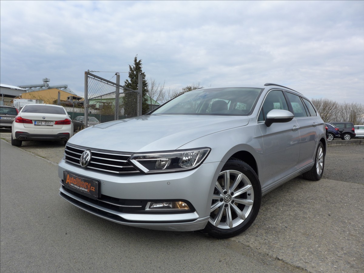 Volkswagen Passat 2,0 TDI  110KW NAVI 1.MAJITEL