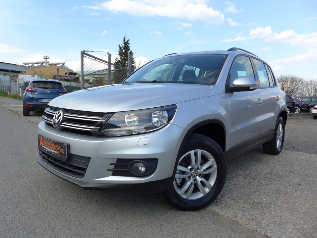 Volkswagen Tiguan 1,4 TSI  DIGI AC, VÝHŘEV, PDC