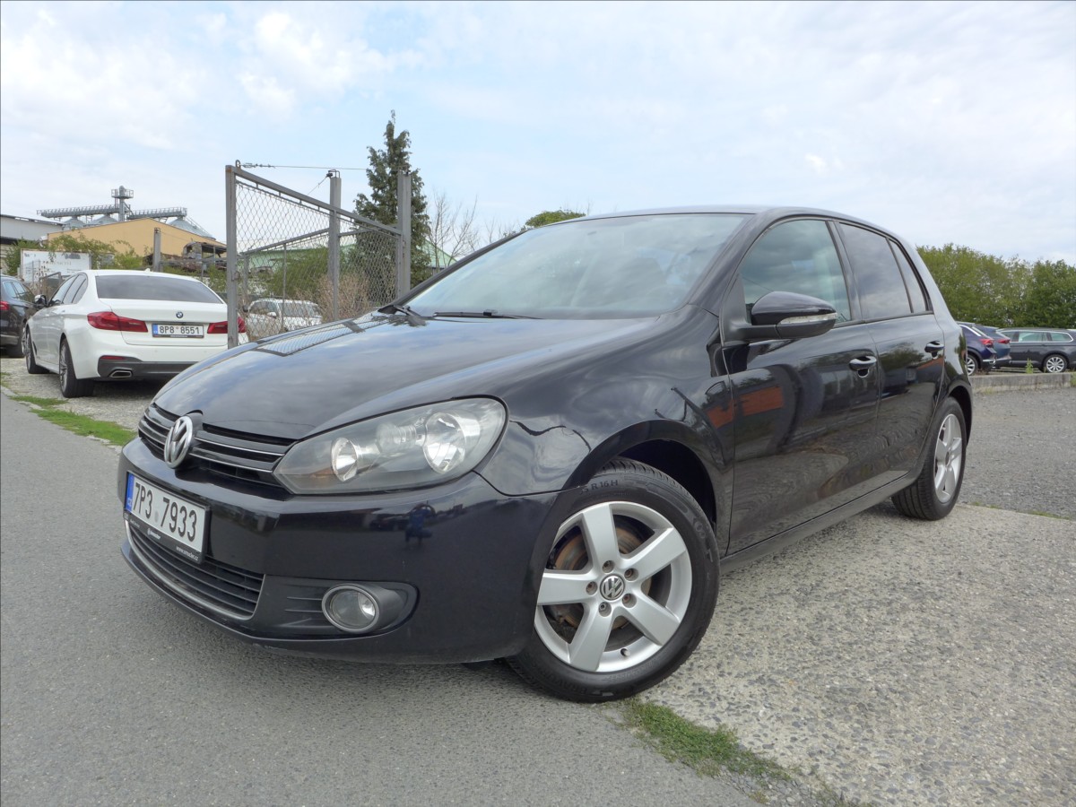 Volkswagen Golf 1,4 i 16V  KLIMA