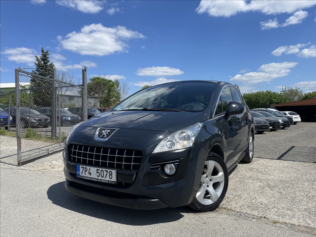 Peugeot 3008 1,6 i  PANORAMA,PDC,ALU