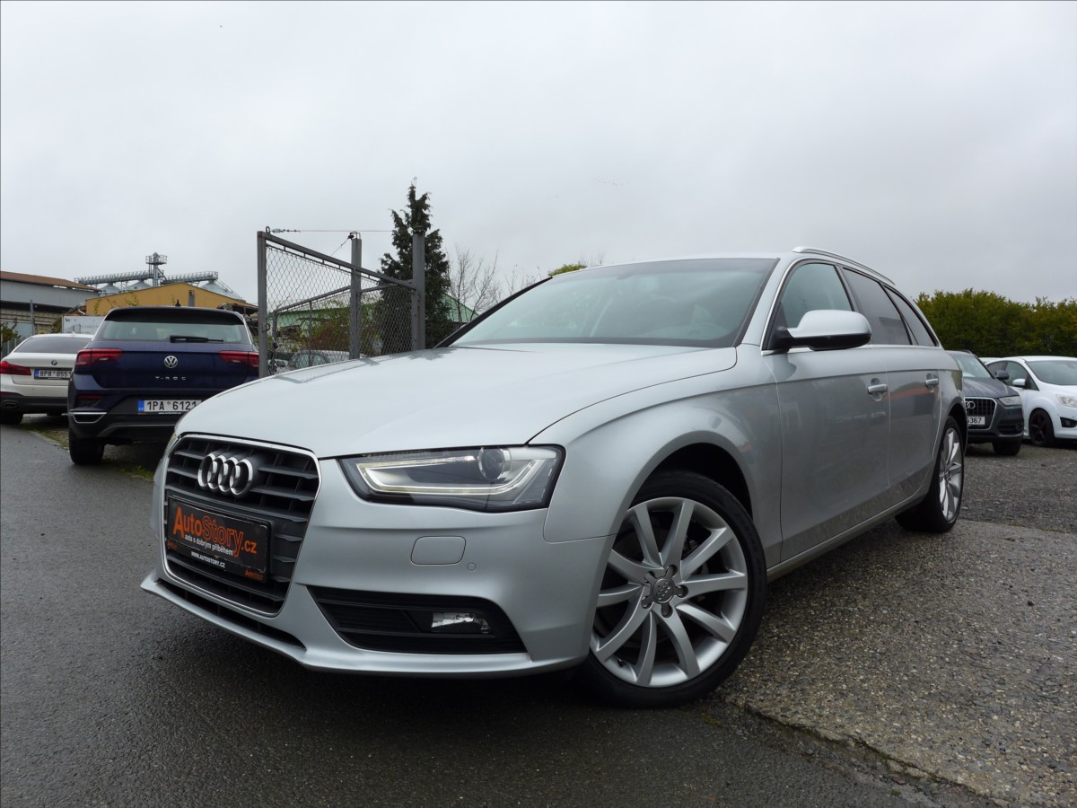 Audi A4 2,0 TDI  140KW NAVI 1.MAJITEL